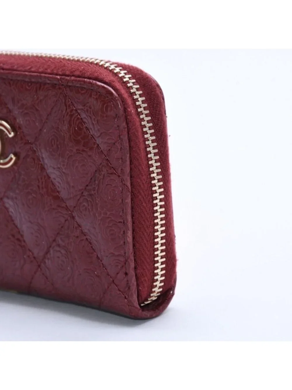Chanel Camellia Embossed Quilted Zip Around Coin Purse Calfskin CC Logo